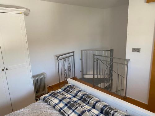 Ένα ή περισσότερα κρεβάτια σε δωμάτιο στο Cozy cottage