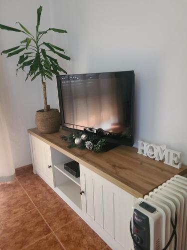 TV a/nebo společenská místnost v ubytování Chez Marlene