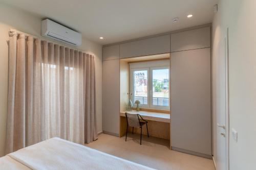 Piraeus Port Modern Apartment MelAngelo Apartments