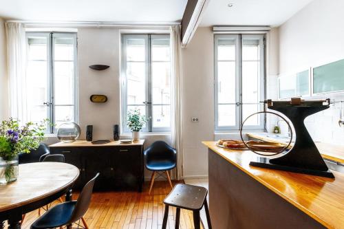 Oasis 3 stars, historic center, air-conditioned 75 m2