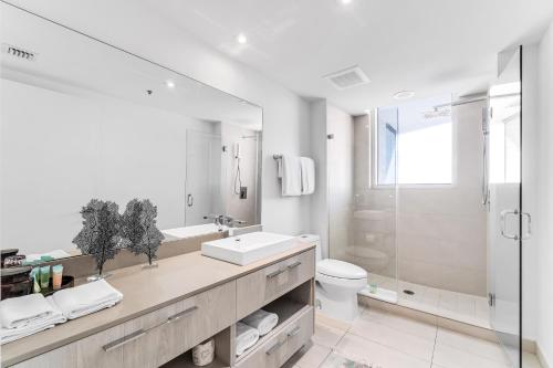 Ванная комната в Lyfe Resort Hollywood, Florida