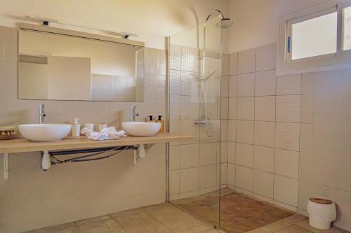 Ένα μπάνιο στο Le Mohana - L'évasion tropicale de l'Est