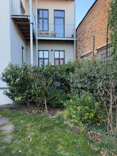 En have udenfor KEY Accommodation Vlhka