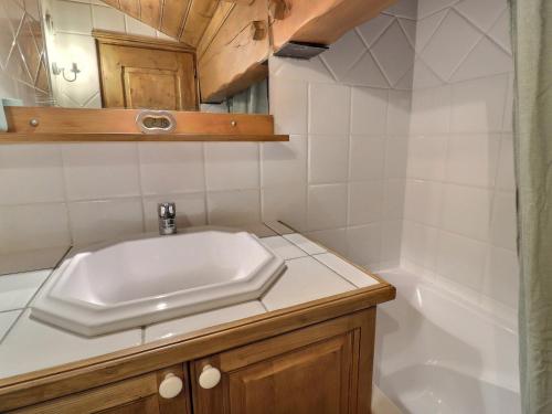 Charmant Duplex 3 Pièces à Méribel - 6 Personnes, WiFi Inclus