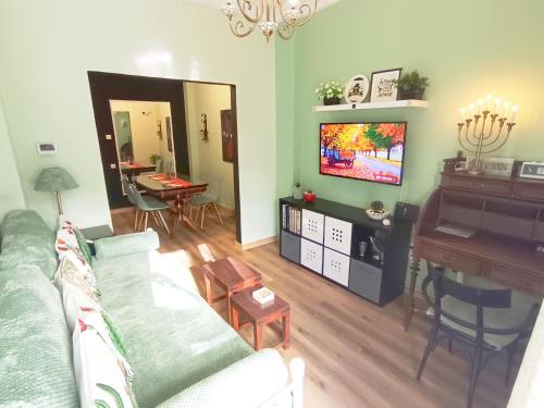 Sweet and Cozy home by Sasa