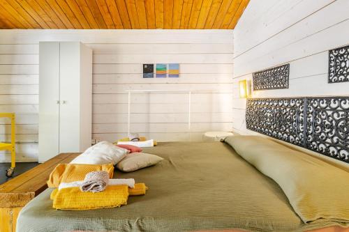 Φωτογραφία από το άλμπουμ του Miniglamp E.V. - Camping στην Ίσκια