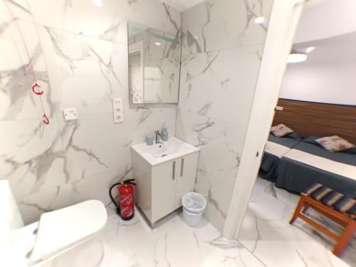 Et badeværelse på Pensión Múgica