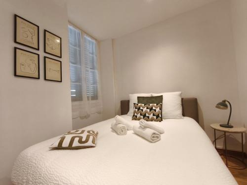 Postel nebo postele na pokoji v ubytování Historic Center-Small Cocon-Parking Available