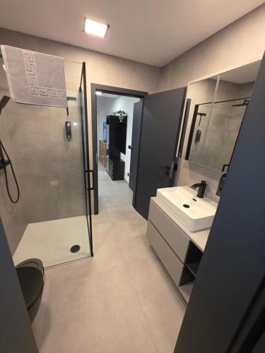 Ένα μπάνιο στο Fewo 2 Hümo