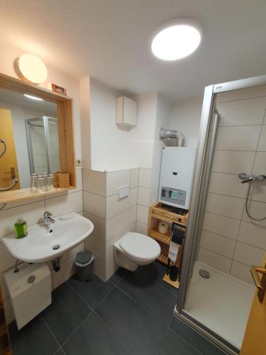 Ένα μπάνιο στο Bleibe am Kirchhof