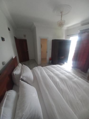 Katil atau katil-katil dalam bilik di Jacobs Hôtel