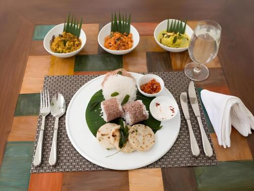 Φαγητό σε αυτό το ξενοδοχείο ή κάπου εκεί κοντά