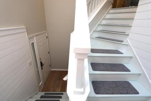7627 Huntington photo 35