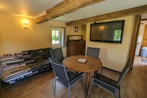 Spacious quiet house 6 km from Honfleur