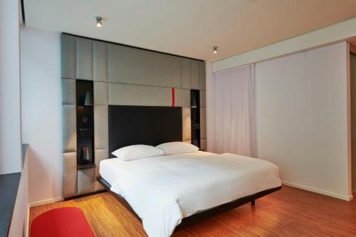 citizenM Miami Worldcenter photo 27