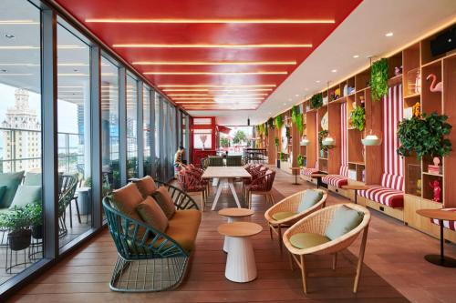 citizenM Miami Worldcenter photo 31
