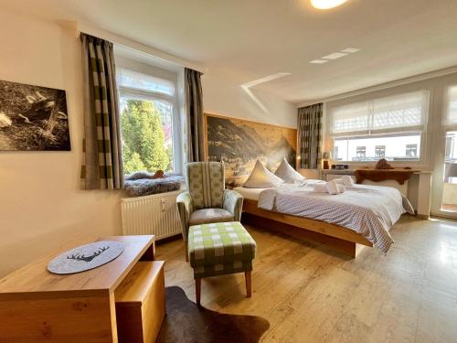 Ένα ή περισσότερα κρεβάτια σε δωμάτιο στο Bergglück A13 Montana Haus