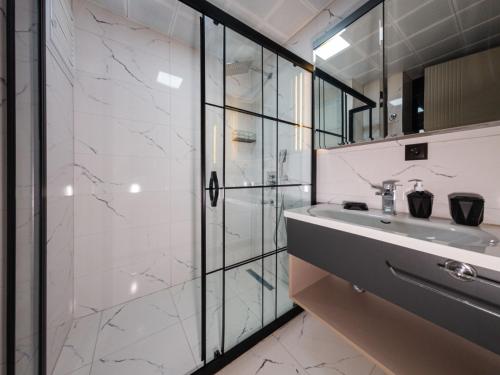 Ένα μπάνιο στο Dorado Suit