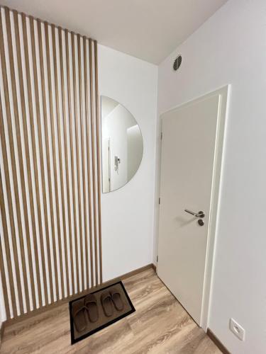 Fotografie z fotogalerie ubytování Die LUX Modern and Cozy Apartment with Free Parking v destinaci Koliba