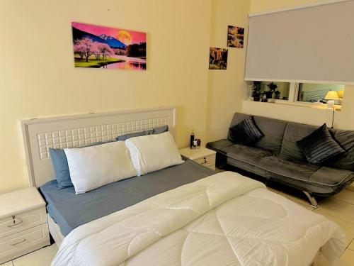 Master bedroom with Attached Private Bathroom