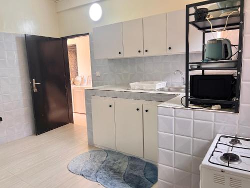 Afbeelding uit fotogalerij van chambre de standing a yoff virage N2 in Ngor