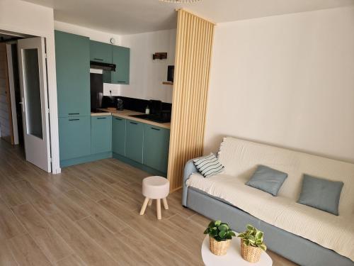 Beau studio rénové tout confort