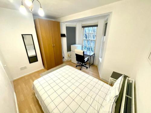 Φωτογραφία από το άλμπουμ του Stylish Private Room in Central London! στο Λονδίνο