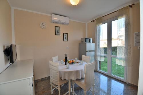 Apartment Nadica