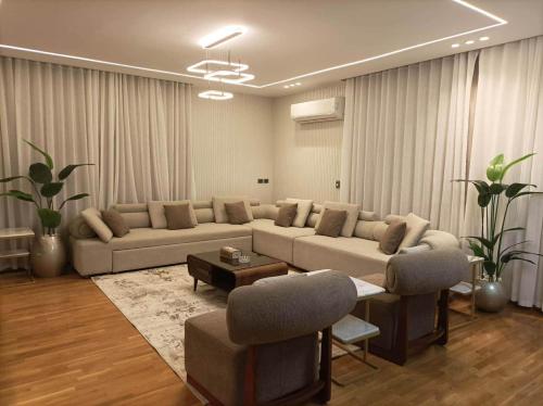 Contemporary Villa - Madinaty