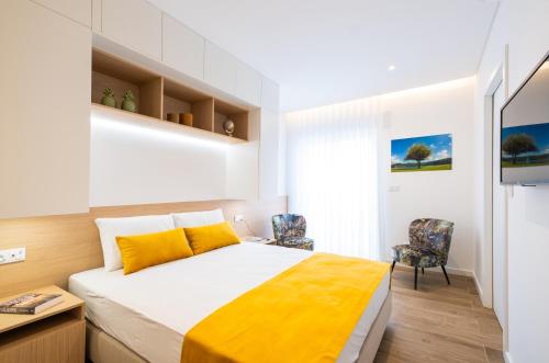 Ένα ή περισσότερα κρεβάτια σε δωμάτιο στο Azores Cozy Suite, Romantic, Free Parking