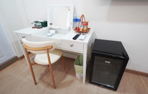 Kuchyň nebo kuchyňský kout v ubytování Excel Hotel Bangkok former Sri Krungthep Hotel