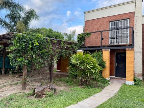 Κήπος έξω από το Alquilercolastinenorte