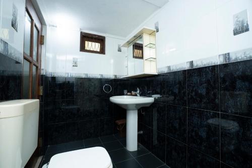 O baie la Brescia Villa - Your Private Escape in Matara