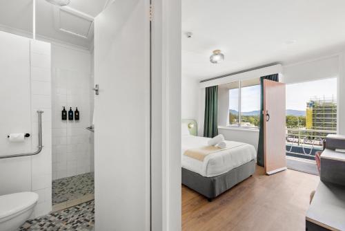 Ένα μπάνιο στο The Palms Motel- Formerly Flinders Motel