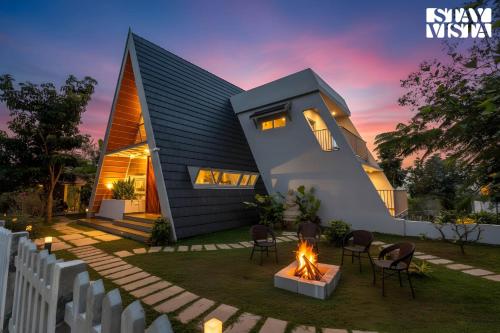 Το κτήριο όπου στεγάζεται  η βίλα