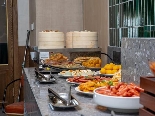 Jídlo v hotelu nebo okolí