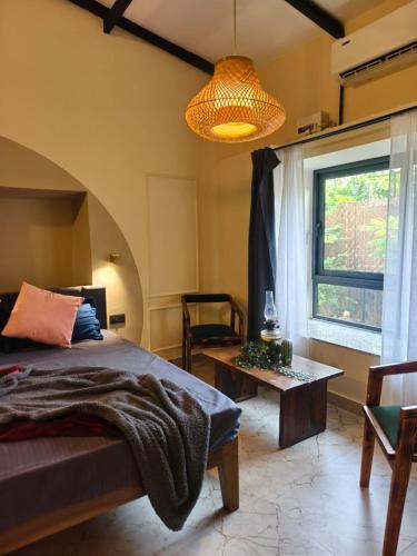 Giường trong phòng chung tại Casa Century