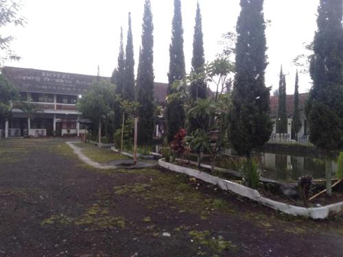 Gallery image of OYO 95039 Hotel Agung Permata Artha in Bojongsalam
