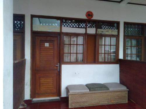 Gallery image of OYO 95039 Hotel Agung Permata Artha in Bojongsalam