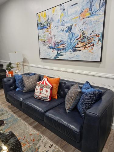 Χώρος καθιστικού στο Fountain Square Dream Dwelling