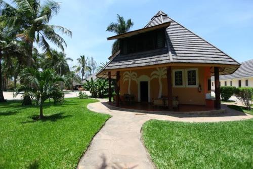 El edificio en el que está el resort