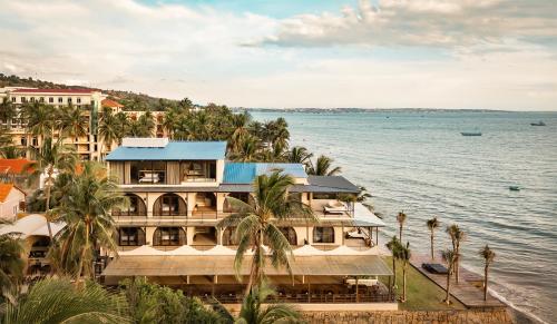 Peisaj natural din apropierea acestui hotel