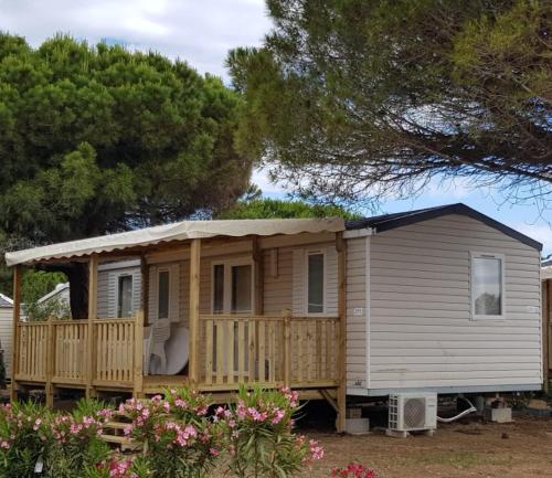 Les mobilhomes helvétiques 4 étoiles Mar Estang Canet en Roussillon