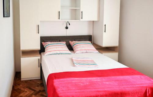 Amazing Apartment In Vodice With Wifi