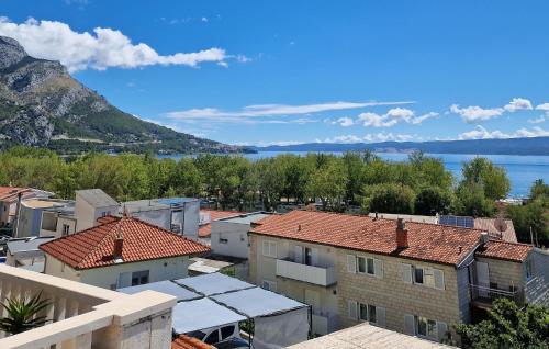2 Bedroom Cozy Apartment In Omis