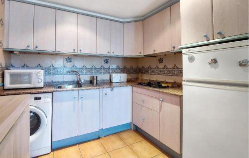 Gorgeous Apartment In Peníscola With Wifi