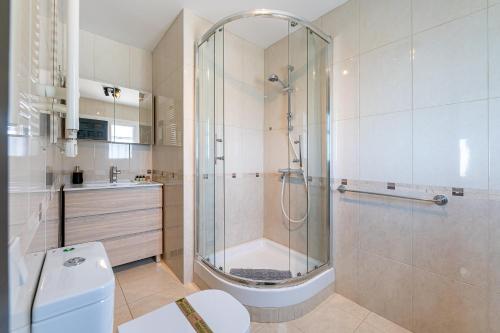 797 Holiday Rentals - Villa con piscina, jacuzzi y hermosas