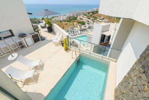 Luxury House with Private Pool, Jacuzzi and Wellness Spa