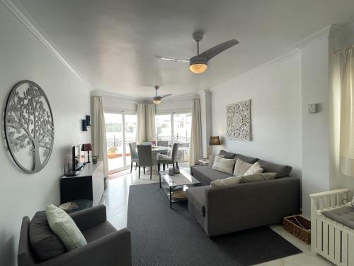 Miramar Nerja - Apartment near Burriana beach with pool