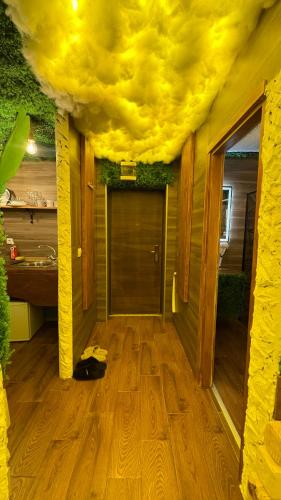 Imagem da galeria de Romantic Chalet with Jacuzzi & Sauna 2- Trebević near Sarajevo em Saraievo